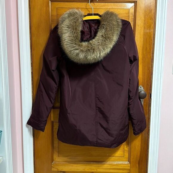 Old Navy Burgundy Faux Fur Lined Winter Parka Coat Women’s Extra Small - Picture 2 of 6